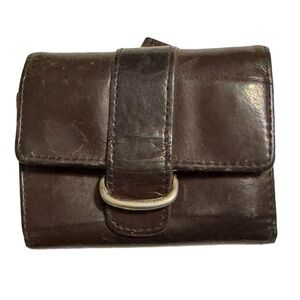 Nice Vintage Brown Leather Trifold Women’s Flap Over Snap Wallet Coin Purse